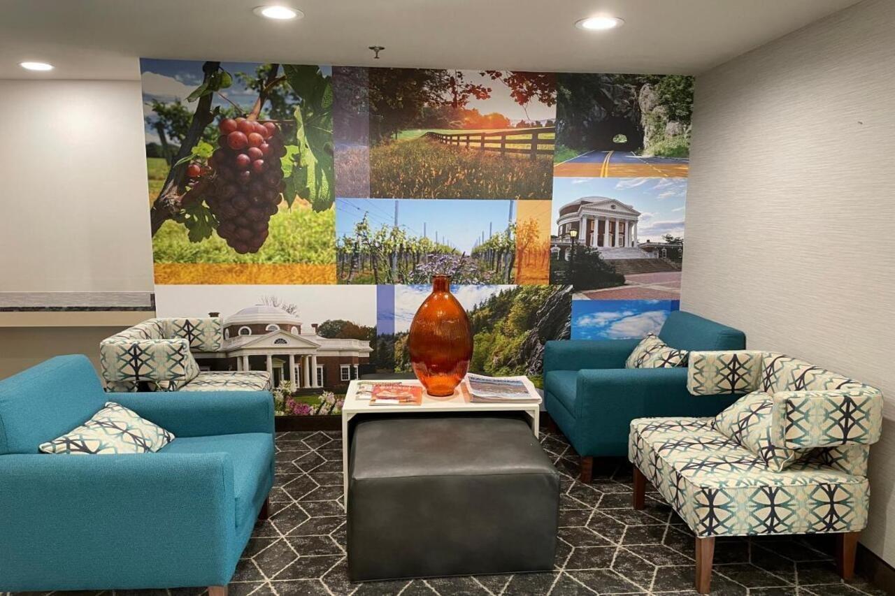 Clarion Pointe Charlottesville Ngoại thất bức ảnh