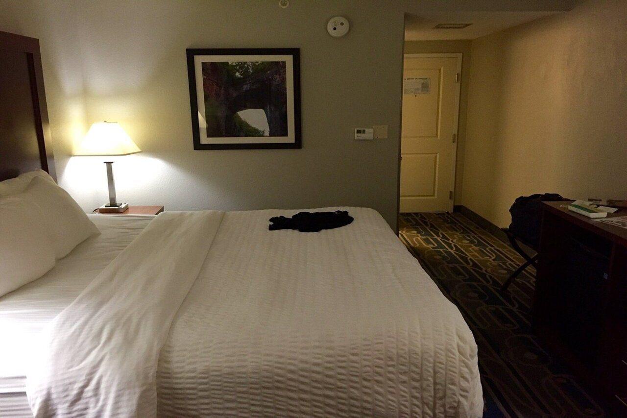 Clarion Pointe Charlottesville Ngoại thất bức ảnh