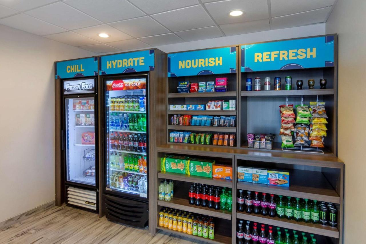 Clarion Pointe Charlottesville Ngoại thất bức ảnh