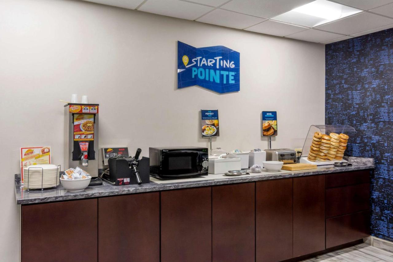 Clarion Pointe Charlottesville Ngoại thất bức ảnh