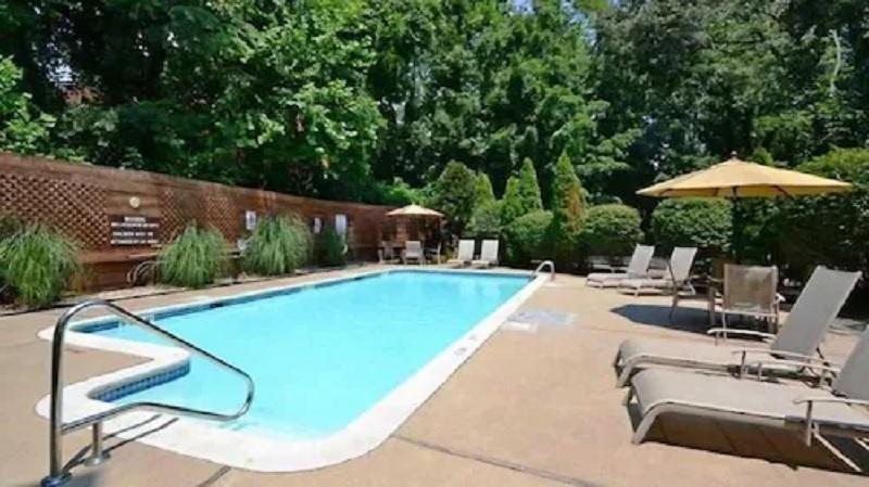 Clarion Pointe Charlottesville Ngoại thất bức ảnh